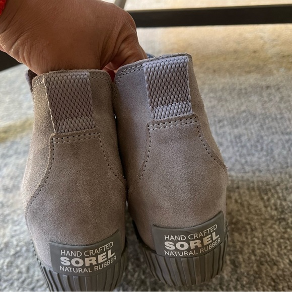 Sorel Out N About Slip-On Wedge Sneakers Women's 9 Gray Suede Casual Booties - Picture 6 of 10